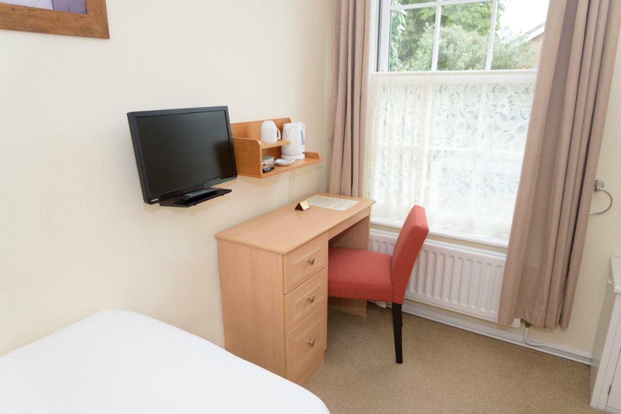 Ambassador Lodge Cambridge  Bagian luar foto