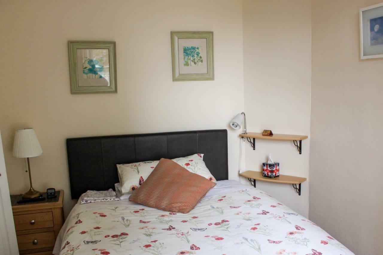 Ambassador Lodge Cambridge  Bagian luar foto